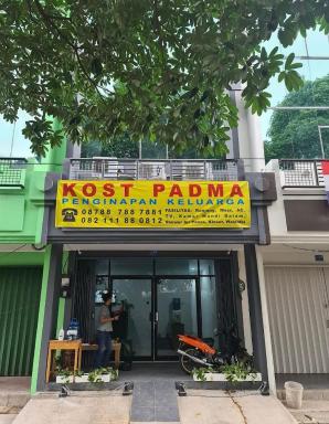 OYO Life 92878 Kost Padma Syariah - Housity
