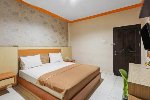 Collection O 93163 Hotel Grand Kartika - Housity