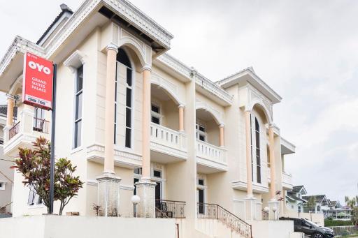 SPOT ON 2950 Grand Suites Palace Syariah - Housity