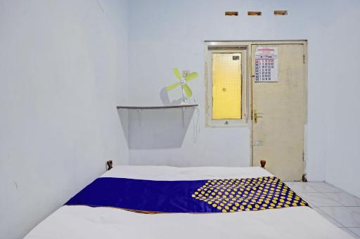 OYO Life 92921 Omaya Kost Syariah - Hizvo