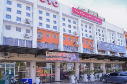 OYO 854 Ub Caisar Hotel - Housity