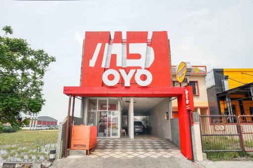 OYO 425 Mojokerto Guesthouse - Housity