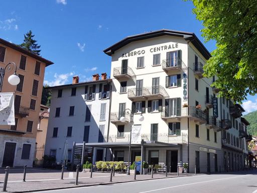 Hotel Centrale - Housity