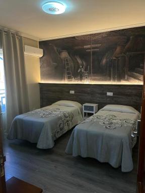 Hostal imperio - Housity