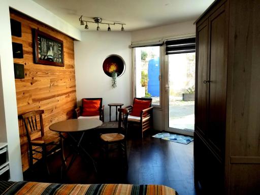 Gite d'artiste 50m de la mer - Housity