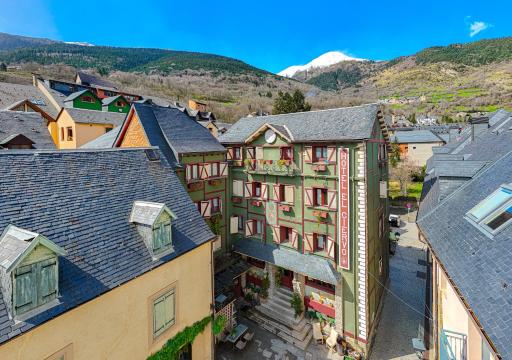 Hotel El Ciervo - Housity