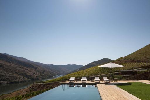 Casa do Rio - Douro Hotel by Vallado - Housity