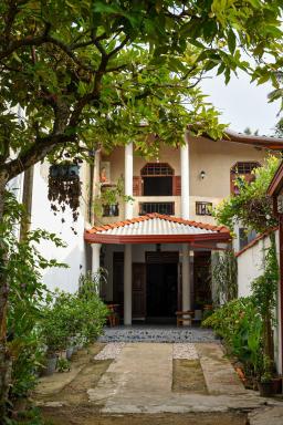 4ty two Homestay Galle - Hizvo