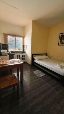 Seaview Mansion Apartment 1 - Housity