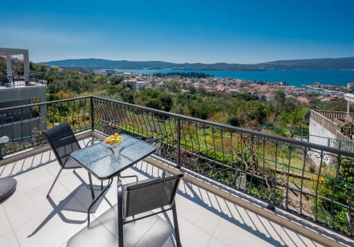Apartment Lana - Housity