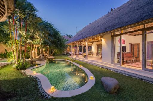 Villa Tirta Naga Bali - Housity