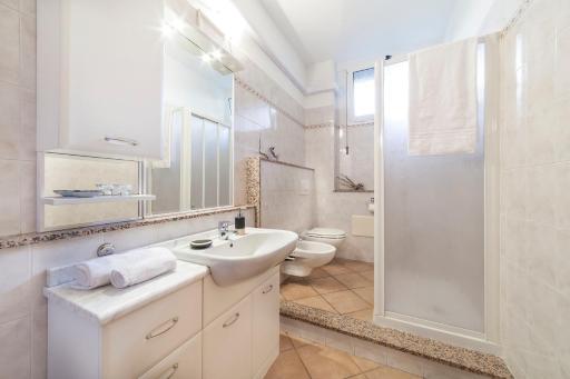 AbitaRoom Wine Mini-Flat - Housity