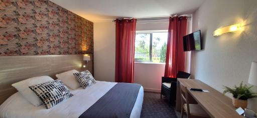 Brit Hotel le Cygne - Housity