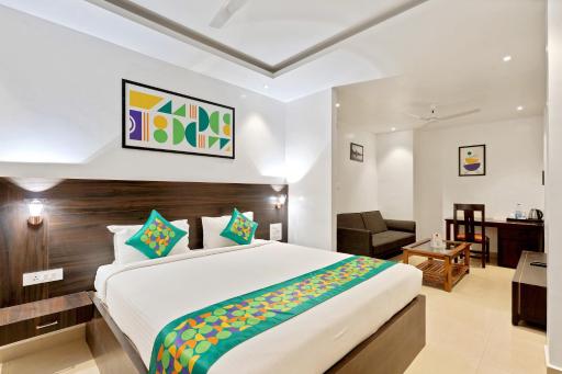 G R B Hotels Aishwarya Grand - Housity
