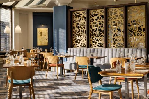 DoubleTree by Hilton Manchester Airport - Housity