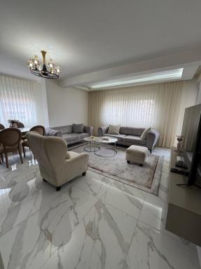 M Apartments - Housity
