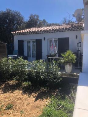 T2 aile de villa saisonnière semaine/ weekend/nuit - Housity