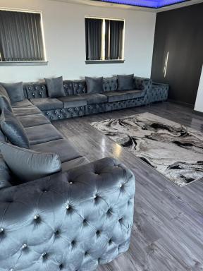 Waterfront luxury apartment - Housity
