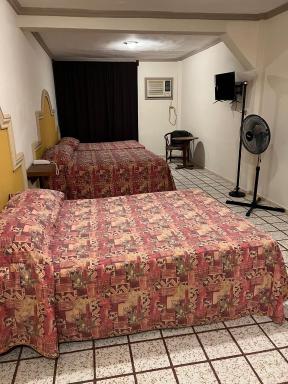 Hotel y Restaurant Real Plaza Jacona - Housity