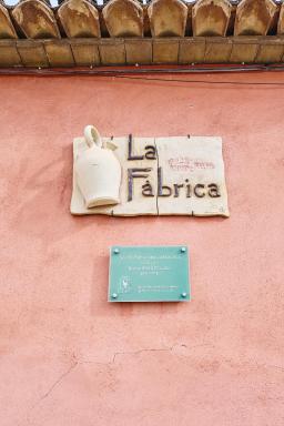 Apartamentos Rurales La Fàbrica - Housity