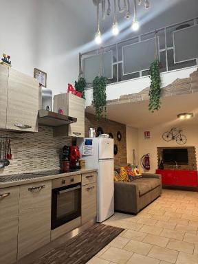 Frizzi & Lazzi House - Housity