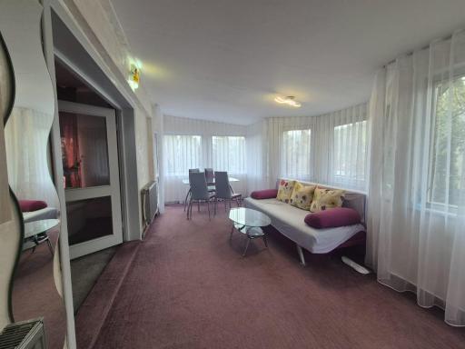 MAXX Lodge - Housity