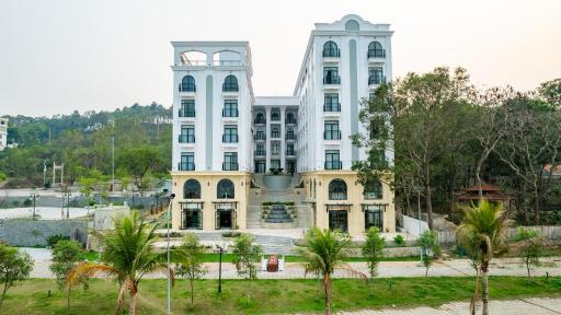 Belliss Hotel Đại Lải - Housity