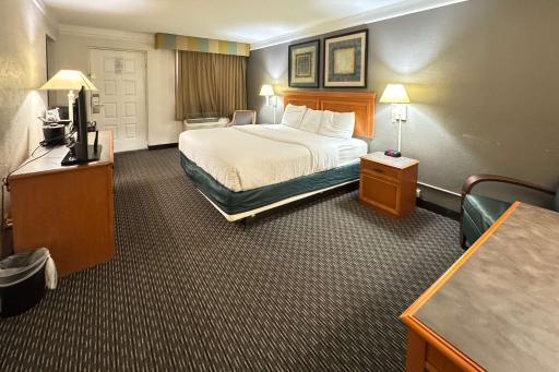 Rodeway Inn - Housity