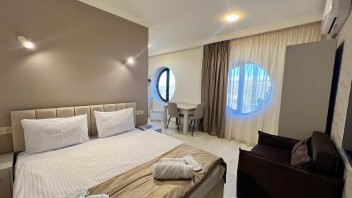 The Hill Guesthouse - Housity