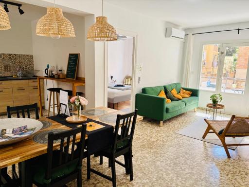 Apartamento moderno en Centro-Malaga con balcón - Housity