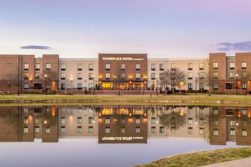 TownePlace Suites by Marriott Jackson Ridgeland/The Township at Colony Park - Housity