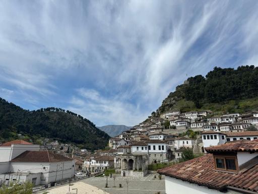 Arben Qemeri Guest House - Housity