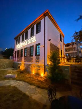 İlia Konak - Housity