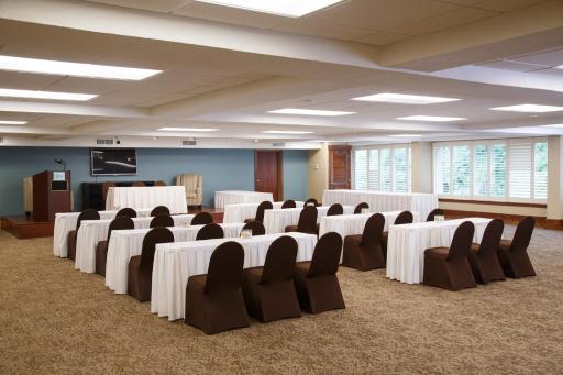 Greystone Lodge on the River - Housity