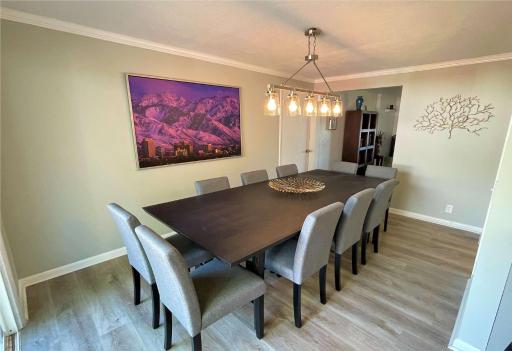 7-Bedroom Home with Views of the Rocky Mountains - Housity
