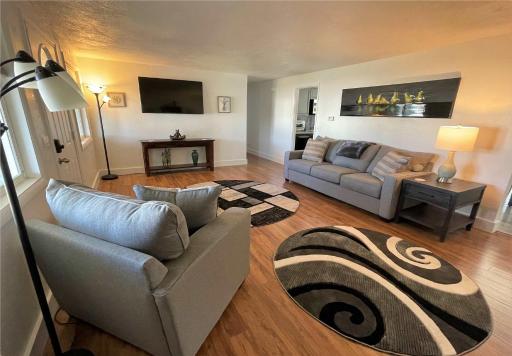 7-Bedroom Home with Views of the Rocky Mountains - Housity