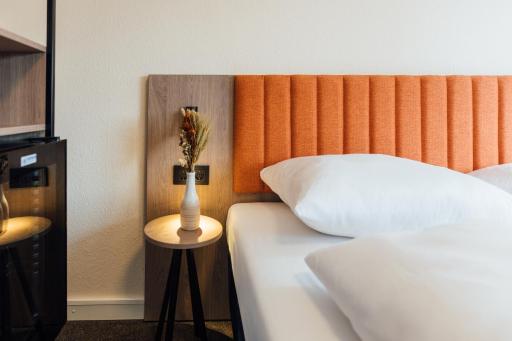 MYKY Hotel Pinneberg - Free Parking - Housity