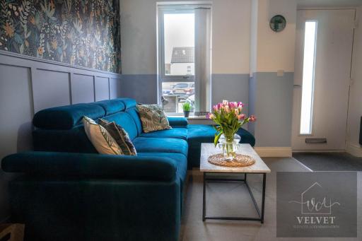 1 Bed House at Velvet Serviced Accommodation Swansea with Free Parking & WiFi - SA1 - Housity