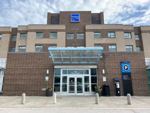 Residence & Conference Centre - Hamilton - Housity