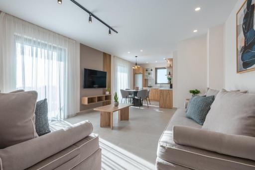 Alysos Luxurious Apartments - Housity
