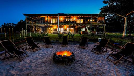 Tranquilo Beach House - Housity
