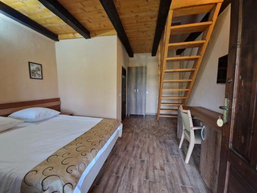 Vila Sura Razoare - Housity