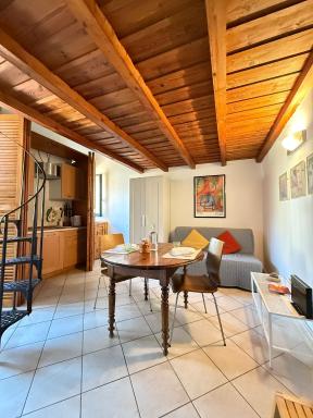Rione VI Loft - Housity