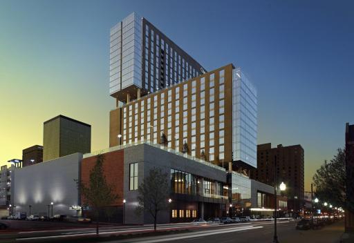 Omni Louisville Hotel - Housity