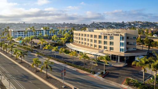 Holiday Inn San Diego Bayside, an IHG Hotel - Housity