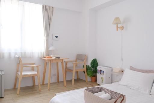 June - Housity