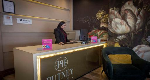 Putney Hotel; BW Signature Collection - Housity