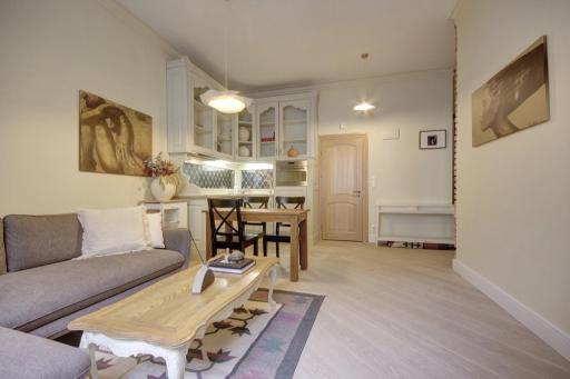 Town Hall Square Apartments - Housity