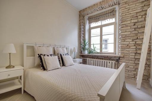Town Hall Square Apartments - Housity