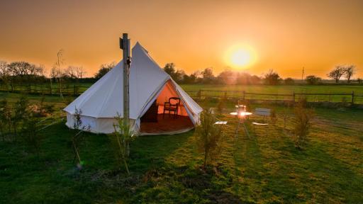 Witham Grange Glamping - Housity